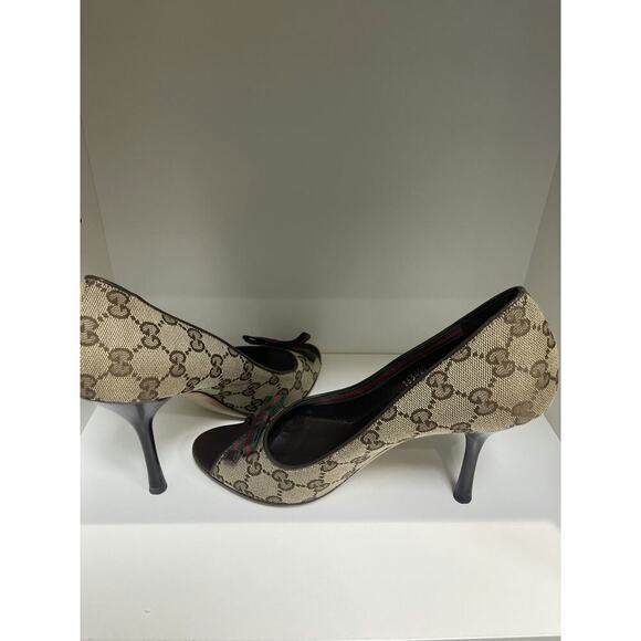 Gucci Monogram Canvas Peep Toe Heels with Signature Web Bow Size 7 - Picture 4 of 5